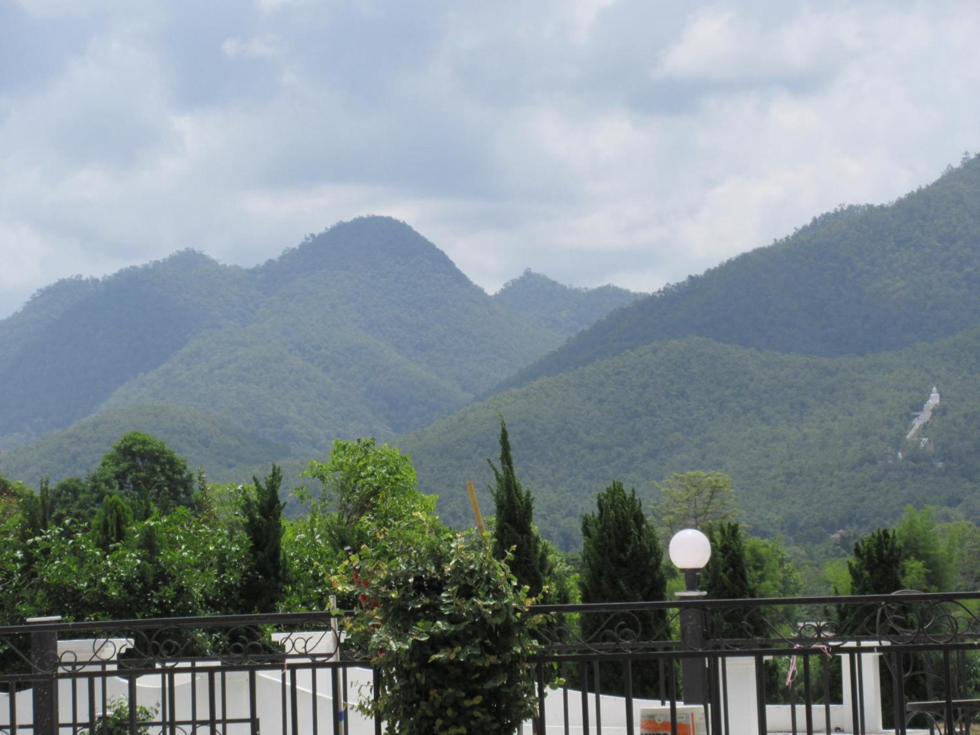 Baan Kung Kang De Pai Bagian luar foto